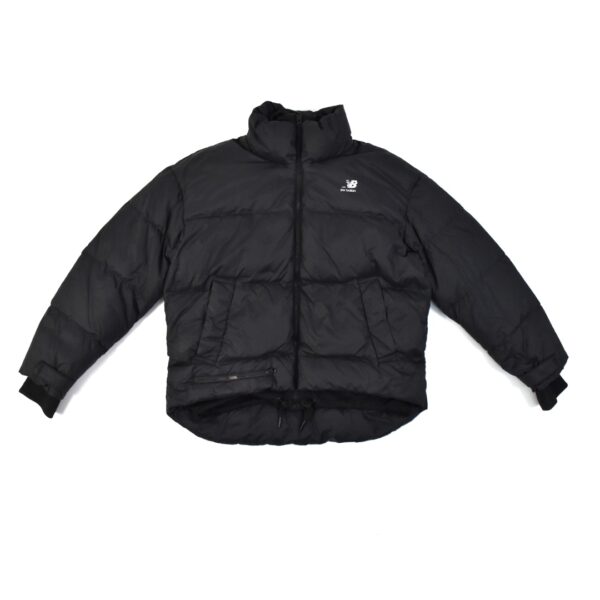 เสื้อกันหนาว NEW BALANCE สีดำ