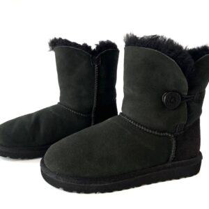 รองเท้าลุยหิมะ UGG สีดำ