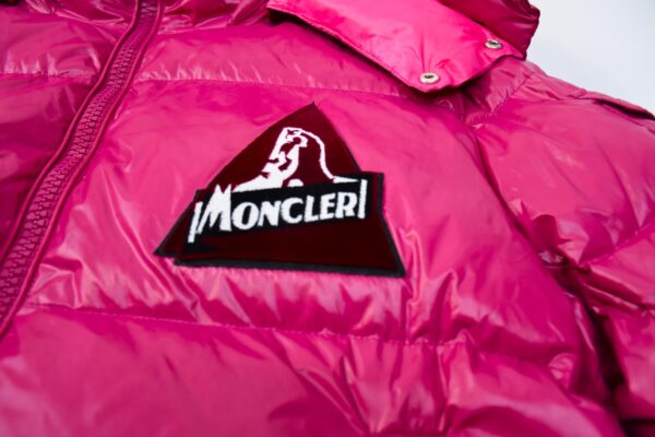 เสื้อกันหนาว MONCLER สีชมพูบานเย็น - Image 3