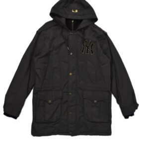 เสื้อกันหนาว MLB สีดำ