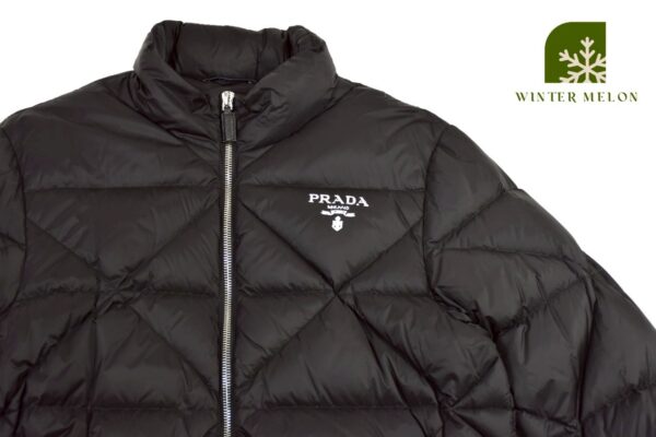 เสื้อขนเป็ด PRADA สีดำ - Image 2