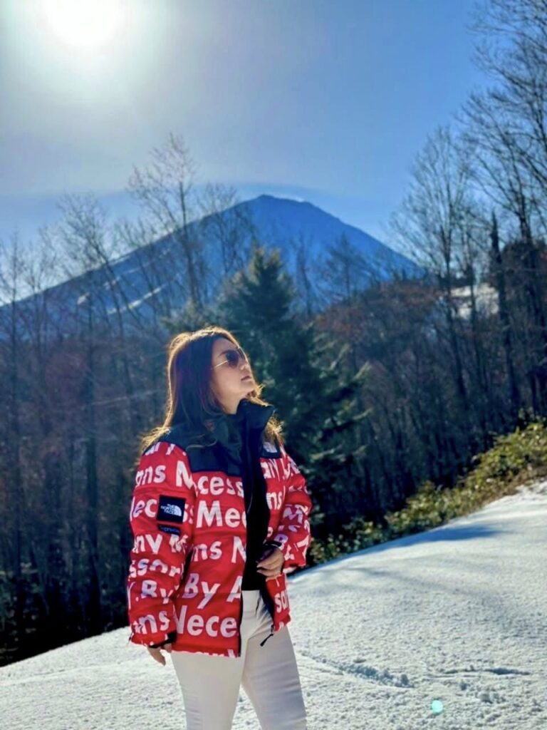 เสื้อกันหนาวสุดฮิต